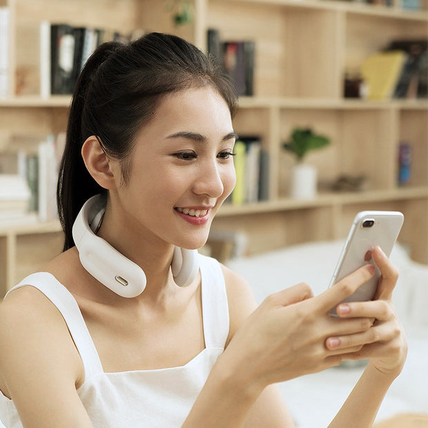 Nek- en schoudermassageapparaat met intelligente afstandsbediening